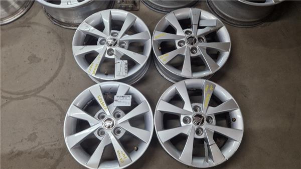 JUEGO-LLANTAS-–-Skoda-Citigo-NF102.2012-0