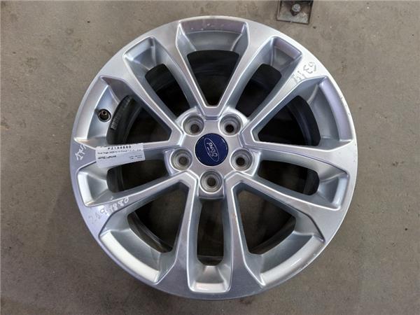 JUEGO-LLANTAS-–-Ford-Kuga-2020-0